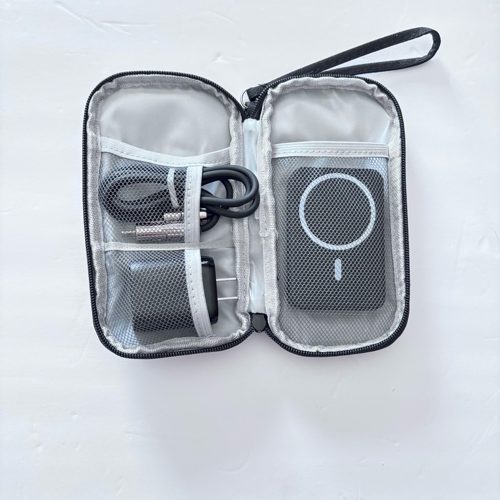 Complete Travel Charging Kit-30w Fast Charge + Wireless Powerbank + 4-in-1 Cable